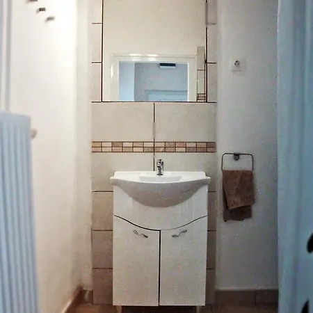 Eozin Apartment